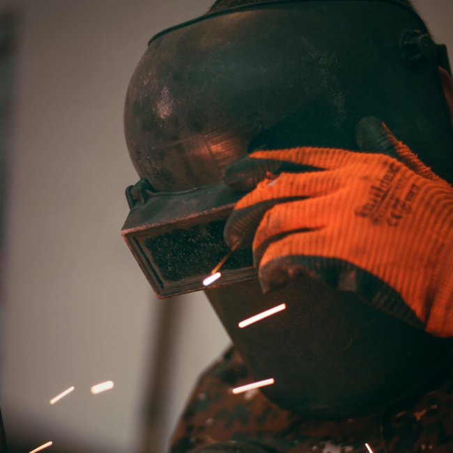 4 Key Factors To Consider When Choosing a Welding Helmet