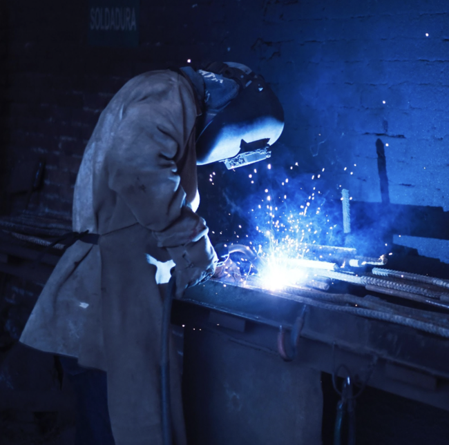 Robotic Welding Vs. Manual Welding: Pros and Cons